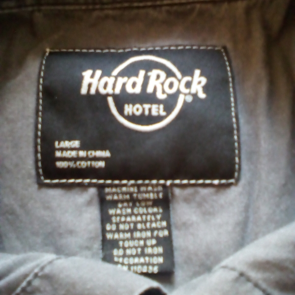 Hard Rock button up - Picture 8 of 11